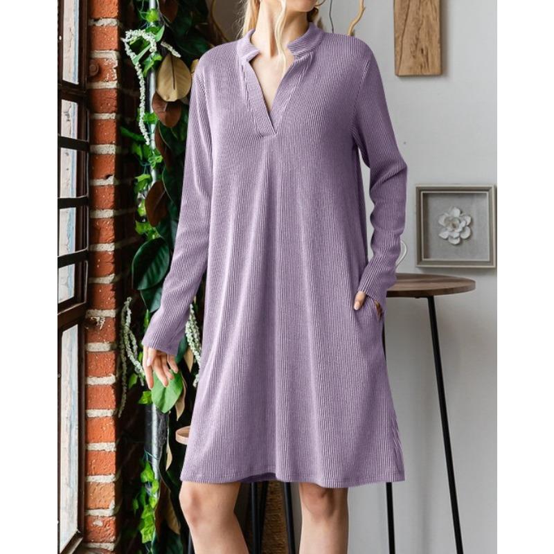 Autumn and Winter Women's V-neck Long-sleeved Loose Dress