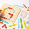 Giocattoli in Legno per Bambini Tavola Creativa Tavola con Chiodi Set Colonne Geometriche Puzzle di Costruzione Pegboard Geometrico Montessori Sensoriale