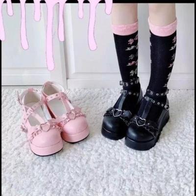 Chaussures Lolita pour Femmes Nouvelles Chaussures Mary Jane à Plateforme à Boucle Cœur Femme Style Japonais Cuir Verni Chaussures Jk Zapatos De Mujer