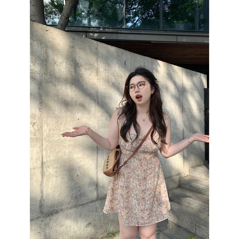 

Sweet Pea/Light Yellow Floral Dress That Enhances Complexion, Suitable for Vacation, Available in Long and Short Styles, Plus-Size Strap Dress Yellow, Cropped M