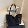 Large-capacity bag women's 2025 new retro simple shoulder bag texture tote bag for class casual commuting