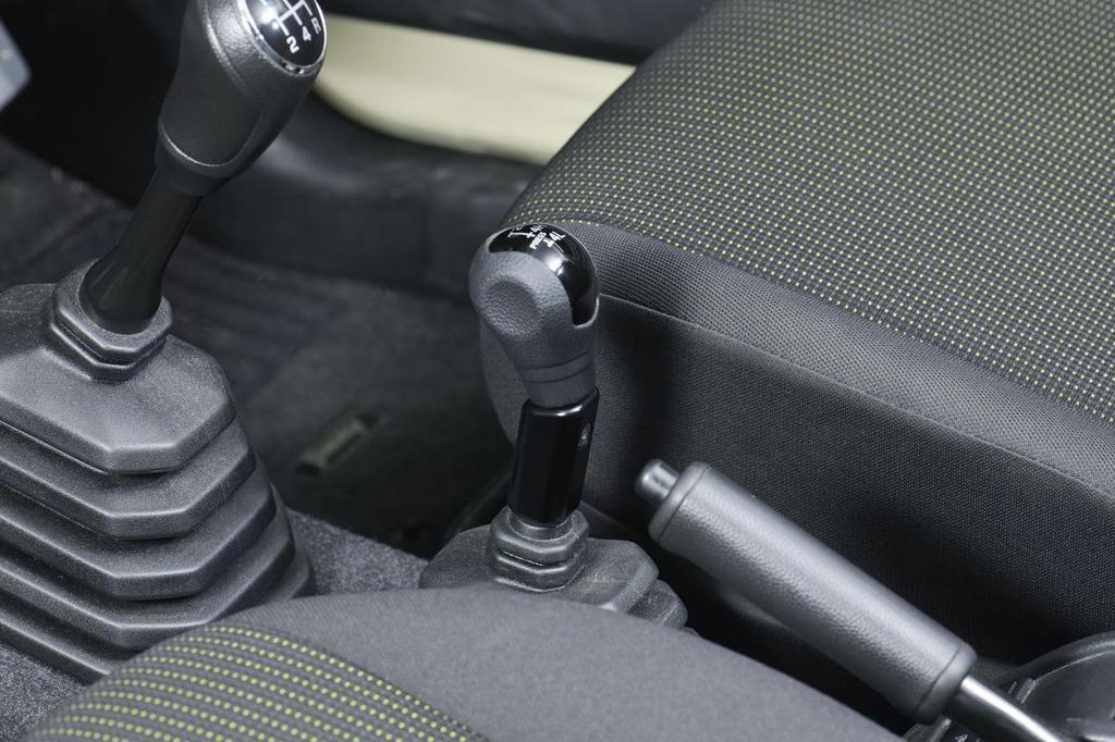 Neoplot Transfer Knob Extension for Jimny NP71770 (JB64W)/Sierra (JB74W)/Nomad (JC74W)