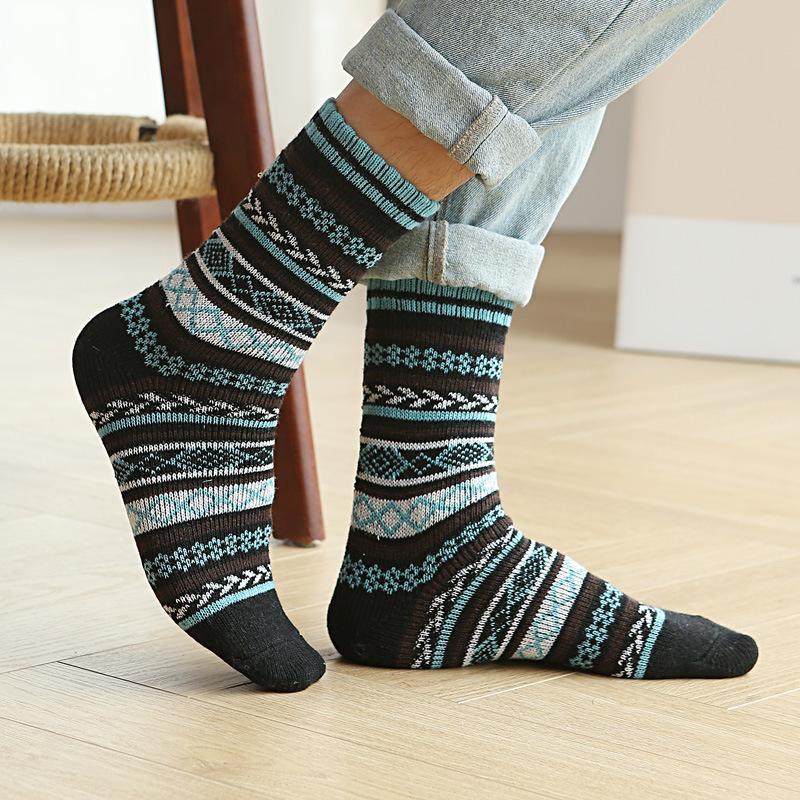 5/10 Pairs Winter Thickened Warm Faux Rabbit Wool Socks for Men Double Layer Retro Ethnic Style Mid Calf Cotton Socks for Cold Protection