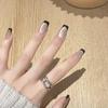 Plaknagels – Nageltips en plaknagels