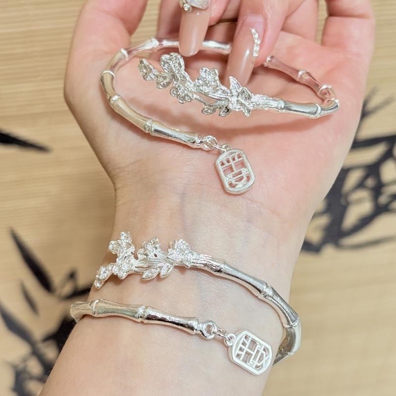 High-value Fu Character Bamboo Joint Open Bracelet New Chinese Butterfly Flower Cluster Flying Young Women's Bracelet Ins