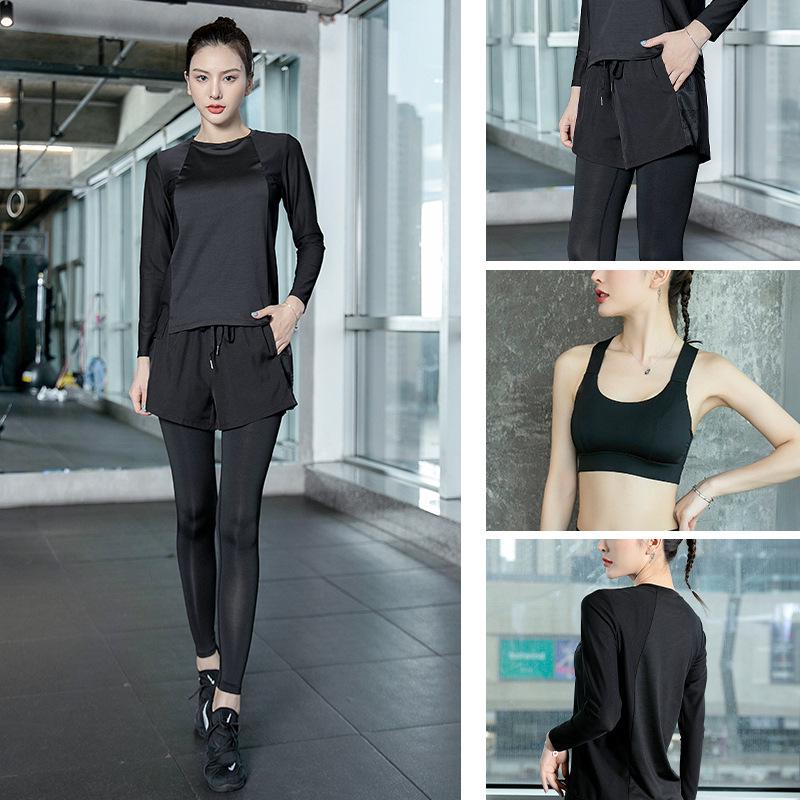 Women's High-End Fashion Yoga Suit: Loose, Quick-Drying Long Sleeve Running Sportswear for Fitness and Style.