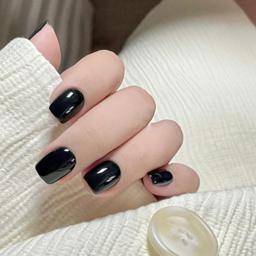 

Black Square Wearable False Nails - Solid Color Series (D675) Glue Package