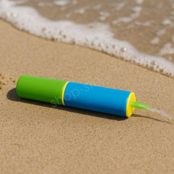 Mini Dětská Vodní Pumpa 15 cm Snadno Použitelná pro Venkovní Hry Bazén Pláž Náhodná Barva