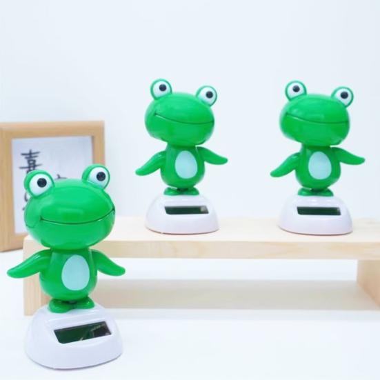 Bobble Head Green Frog Decoration Solar Powered Shaking Head Frog Car Dashboard Ornament Educational Cartoon Animal Toy