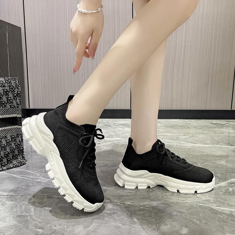 Fashion Women's Versatile Sports Shoes 2025 Spring and Autumn Breathable Outdoor Running Casual Flat Sole Comfortable Low Top Shoes