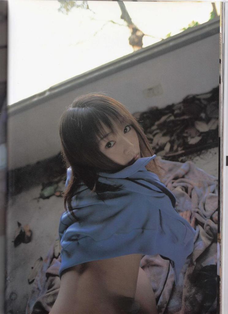 [USED] Photographed by Kengo Fujita Miho Hayama Photobook Fragile Fragile Art Photobook Poster