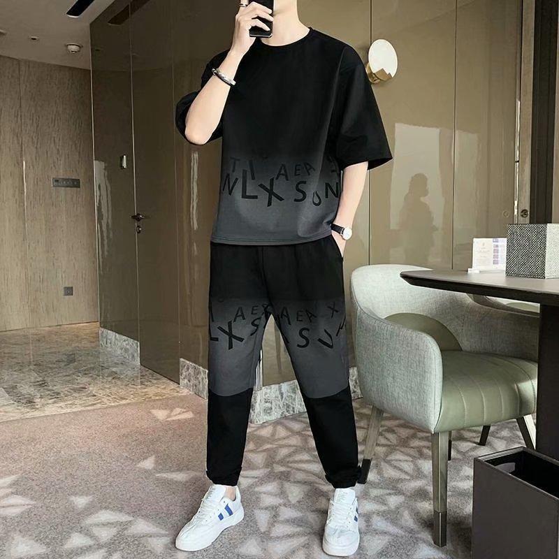 IELGY Casual Suit Men's Gradient Color Hip-hop Summer Korean Version Of The Trendy Brand Trousers And Short-sleeved Clothes A Set Of Collocation