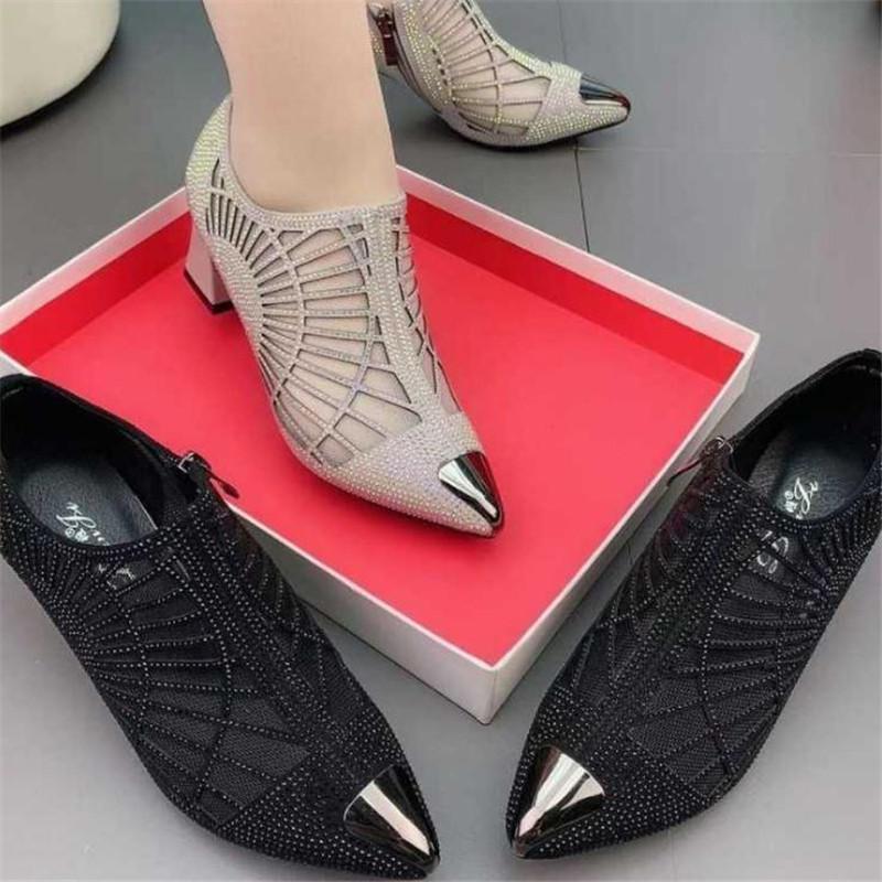 Herbstliche nackte Damenstiefel, sexy ausgehöhlte Strass-Netzschuhe, modische Sommer-Heels, spitze Stiefel