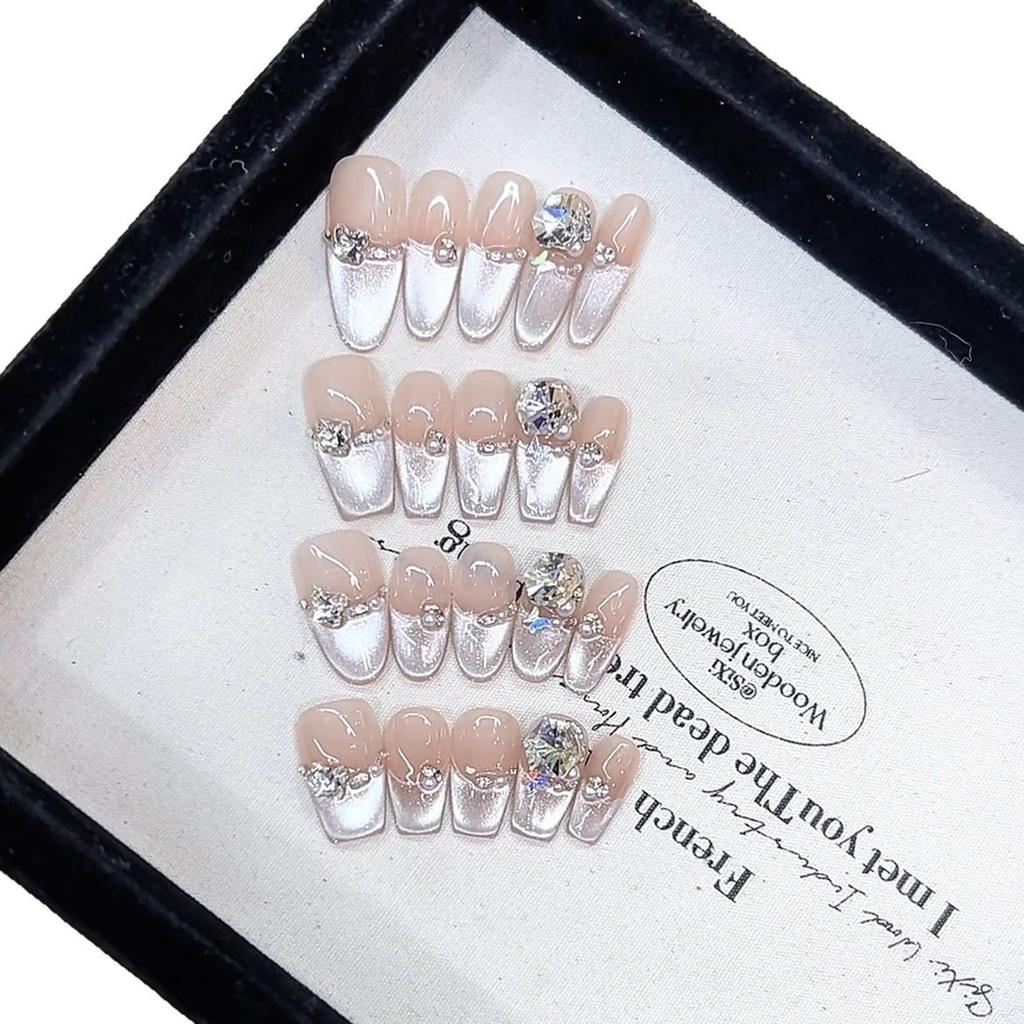 Pure Hand-wearing Armor Spring and Summer New Style Shining Galaxy Three-dimensional Ice-transparent Cat Eye Style Pure and Lustful Nail Art