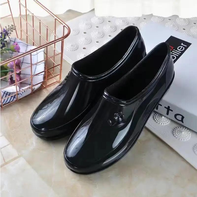 Fashion 2024 New Style Rain Boots for All Seasons Waterproof Rain Boots Plus Velvet Warm Work Car Wash Shoes Kitchen Work Rain Boots