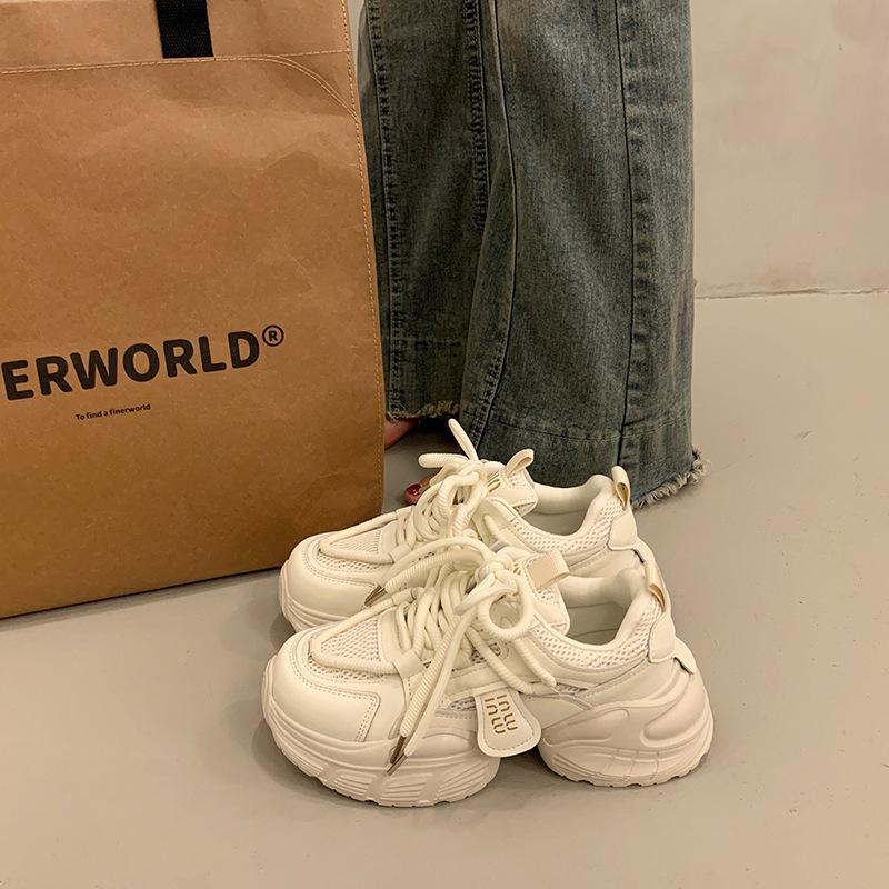 Versatile platform dad shoes women's summer small man increases height 2025 new European super hot white sports and leisure shoes