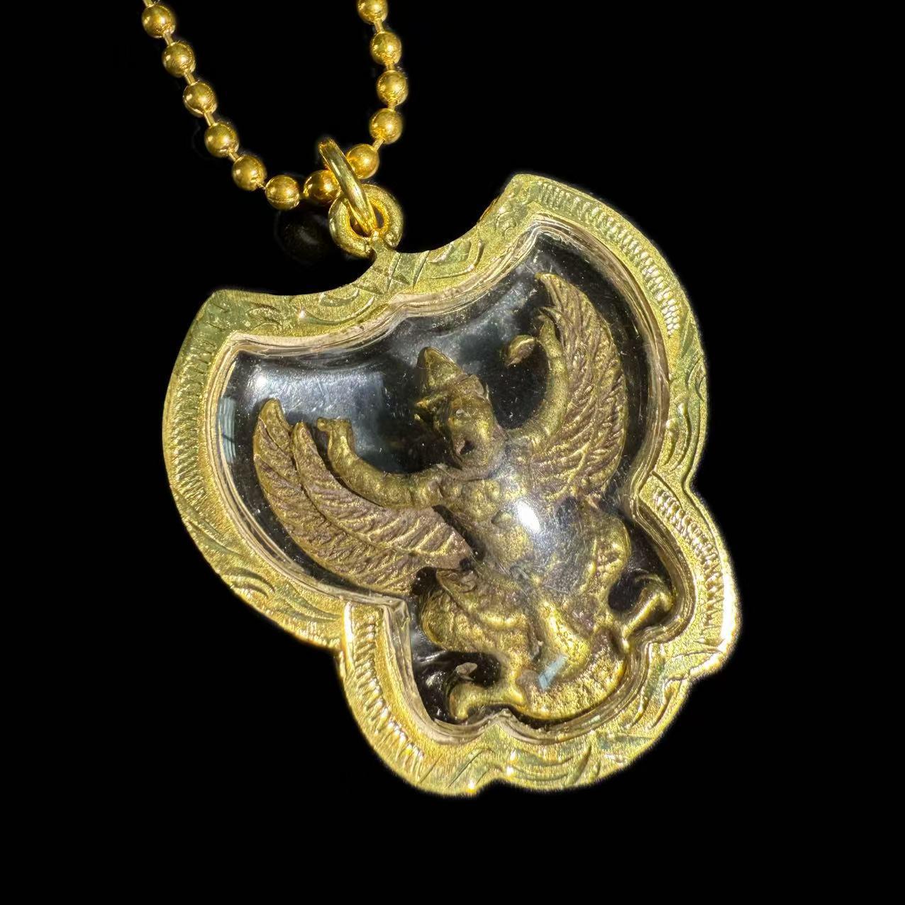 Аутентичный кулон Бога-Орла от Луанг Пор Опарта Васина из тайского храма Thai Xin Yuan