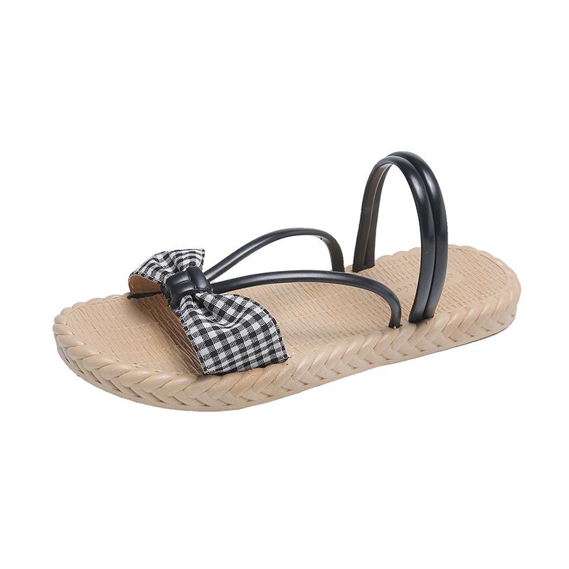 Women Summer Slippers Fashion Joker New Summer Beach Shoes Ins Tide Online Celebrity Thick-soled Slippers Breathable Anti-slip