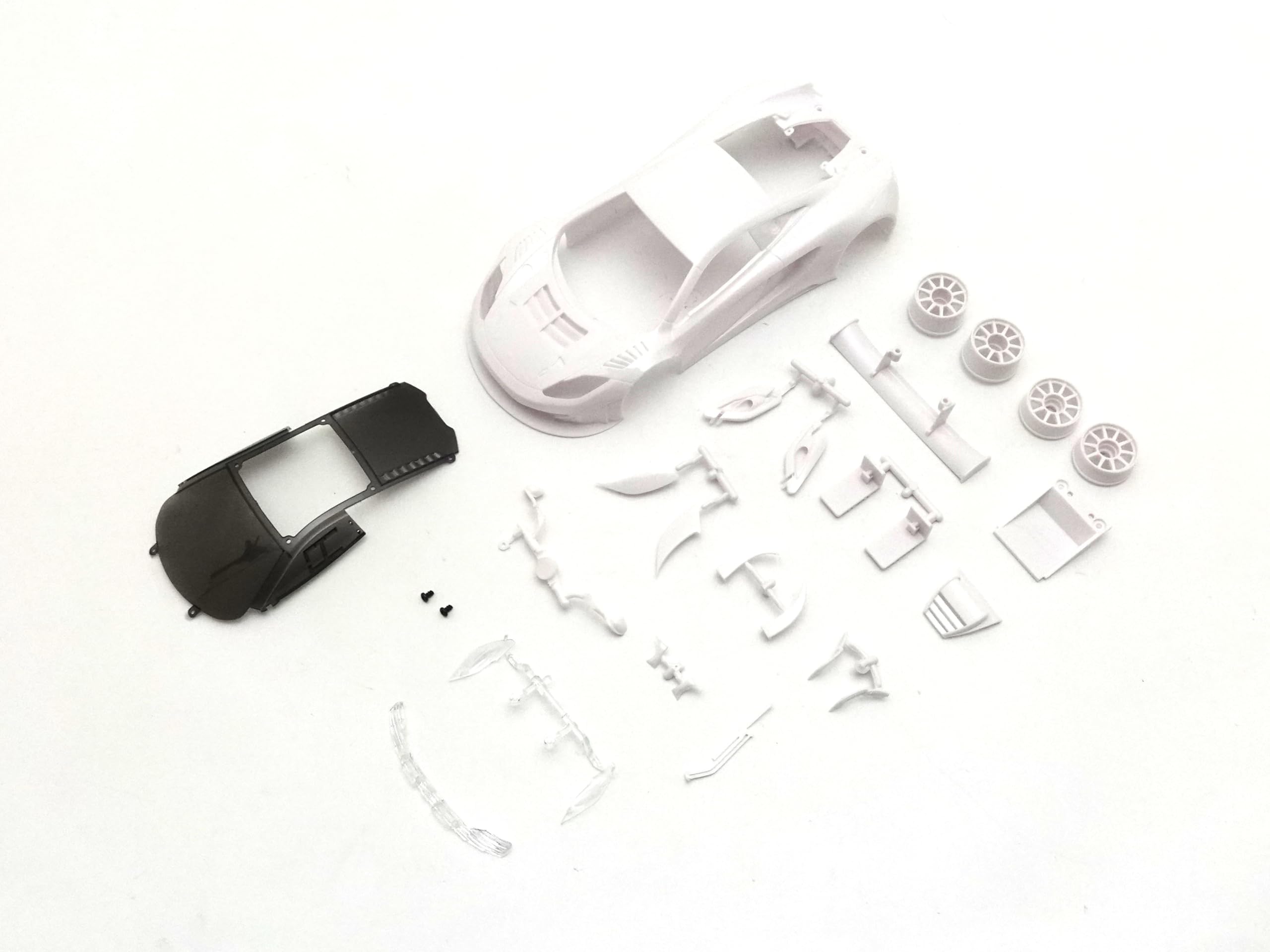 

Kyosho McLaren 12C GT3 2013 White Body Set (with wheels) MZN223B