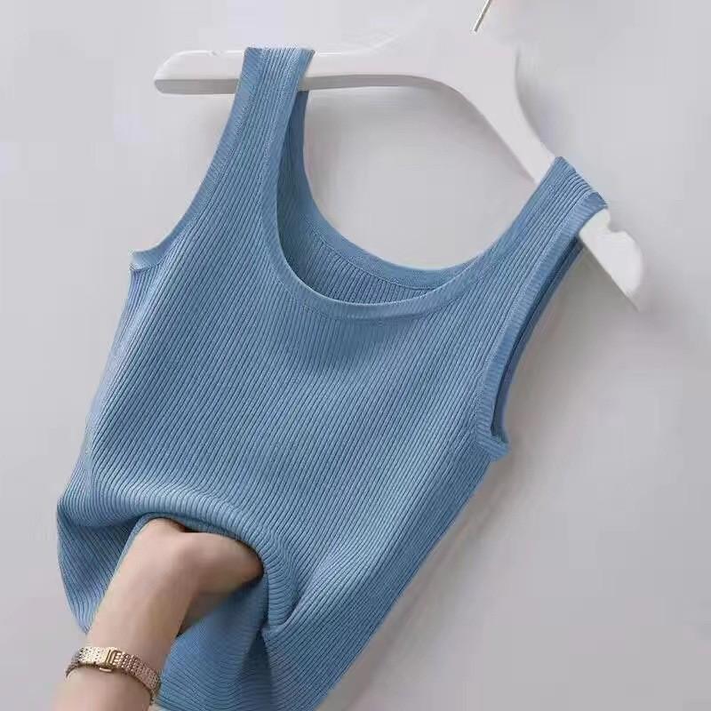 Classic Polyester Sleeveless Tank Top For Women With Round Neck Casual Wear