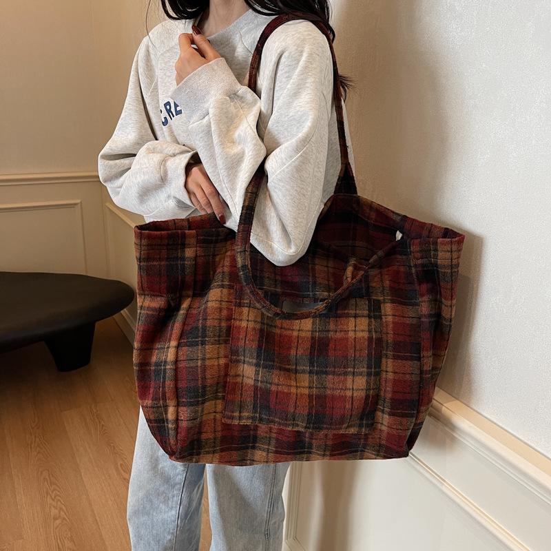 Woolen Plaid Large Bag Women's Autumn and Winter 2025 New Tote Bag College Style Casual Large Capacity Shoulder Bag