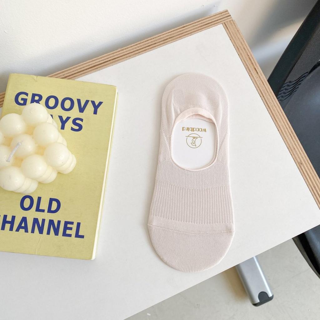 Solid Color Basic Vertical Strip Silicone Non-Slip Invisible Socks For Women Do Not Fall Off The Heel Shallow Mouth, Summer Versatility