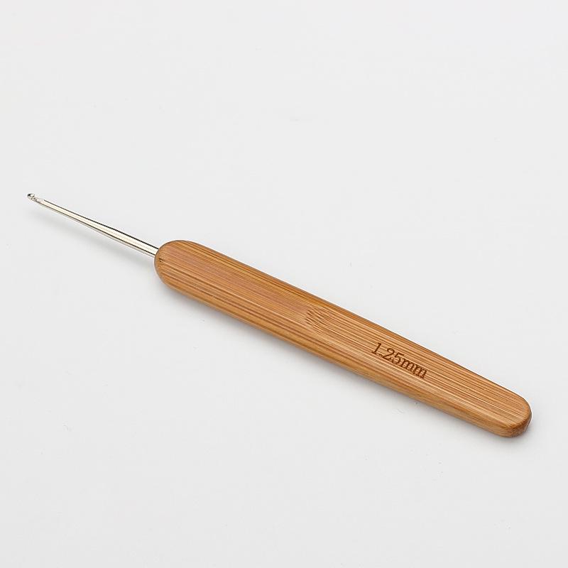 Carbonized Bamboo Handle Crochet Hook for DIY Knitting and Sweaters - Rounded Head