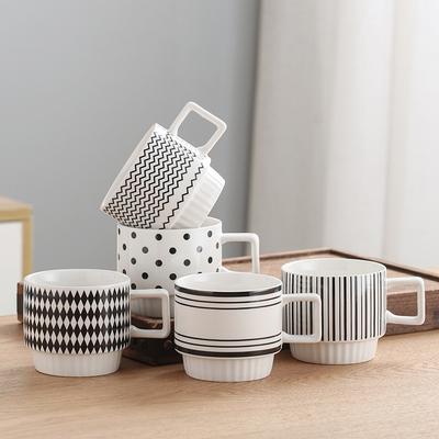 Keramiktasse Schwarz-Weiß Geometrische Trinktasse Hochwertige Kaffeetasse Bürodesign Nischentasse