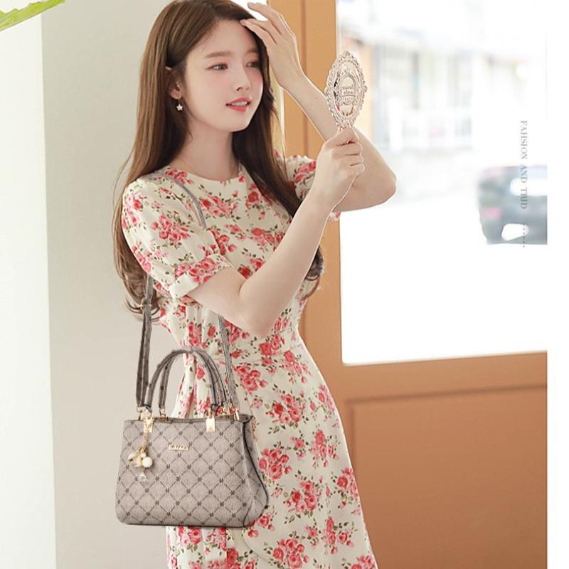 New Bag, Large Capacity Women's Handbag, Stylish and Versatile, Single Shoulder Crossbody Bag