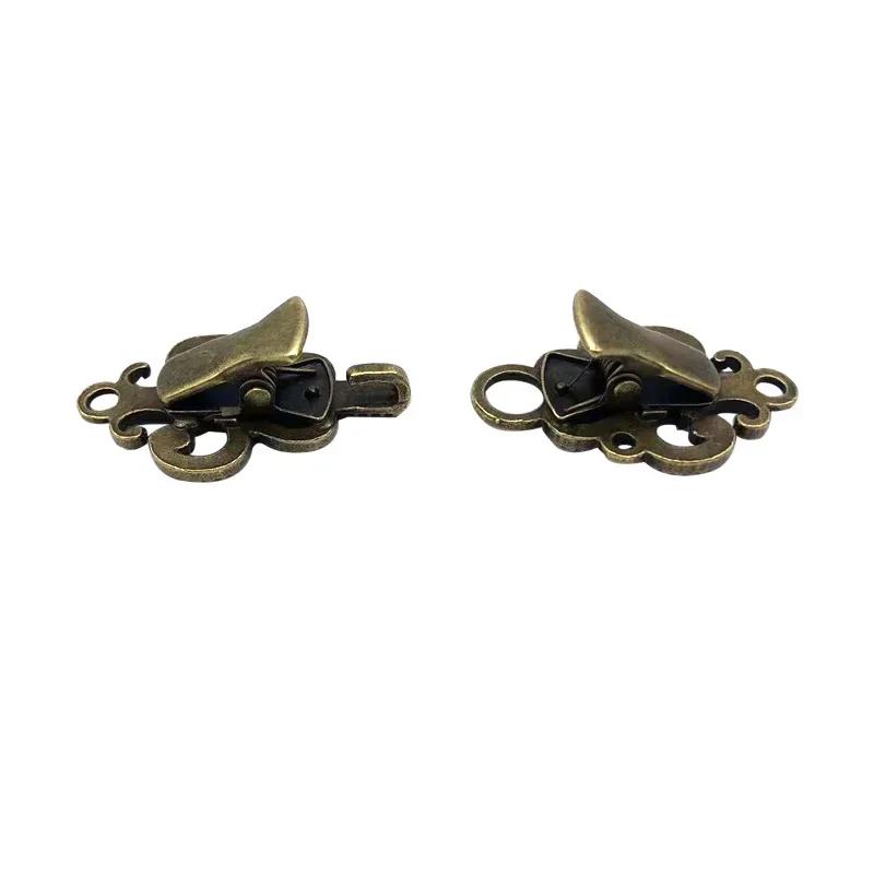 Retro Brooches for Women's Clothing Cardigan Sweater Blouse Shawl Clips Shirt Collar Flower Pattern Duck Clip Clasps Scarf Clasp