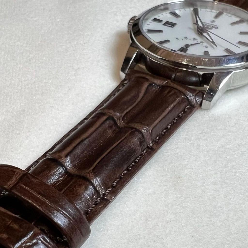 Used [Good Condition] ORIENT Watch Automatic Power Reserve Dial with Calendar Automatic New with Strap Good Accuracy