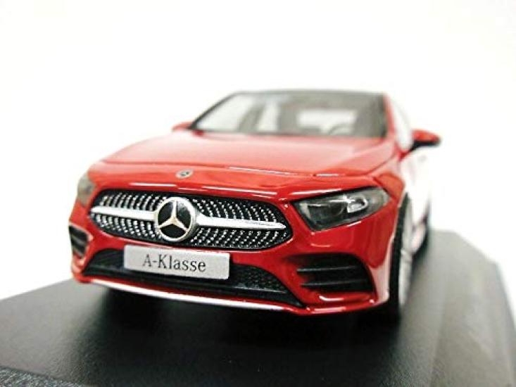 Zakázkový měřítkový sedan 2019 W177 Mercedes-Benz 1/43 Mercedes-Benz třídy A (Červené)