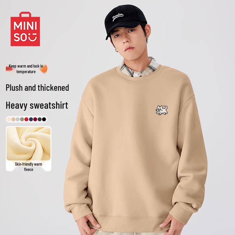 MINISO Men's Retro Fleece-Lined Crewneck Sweatshirt with Kitten Emblem