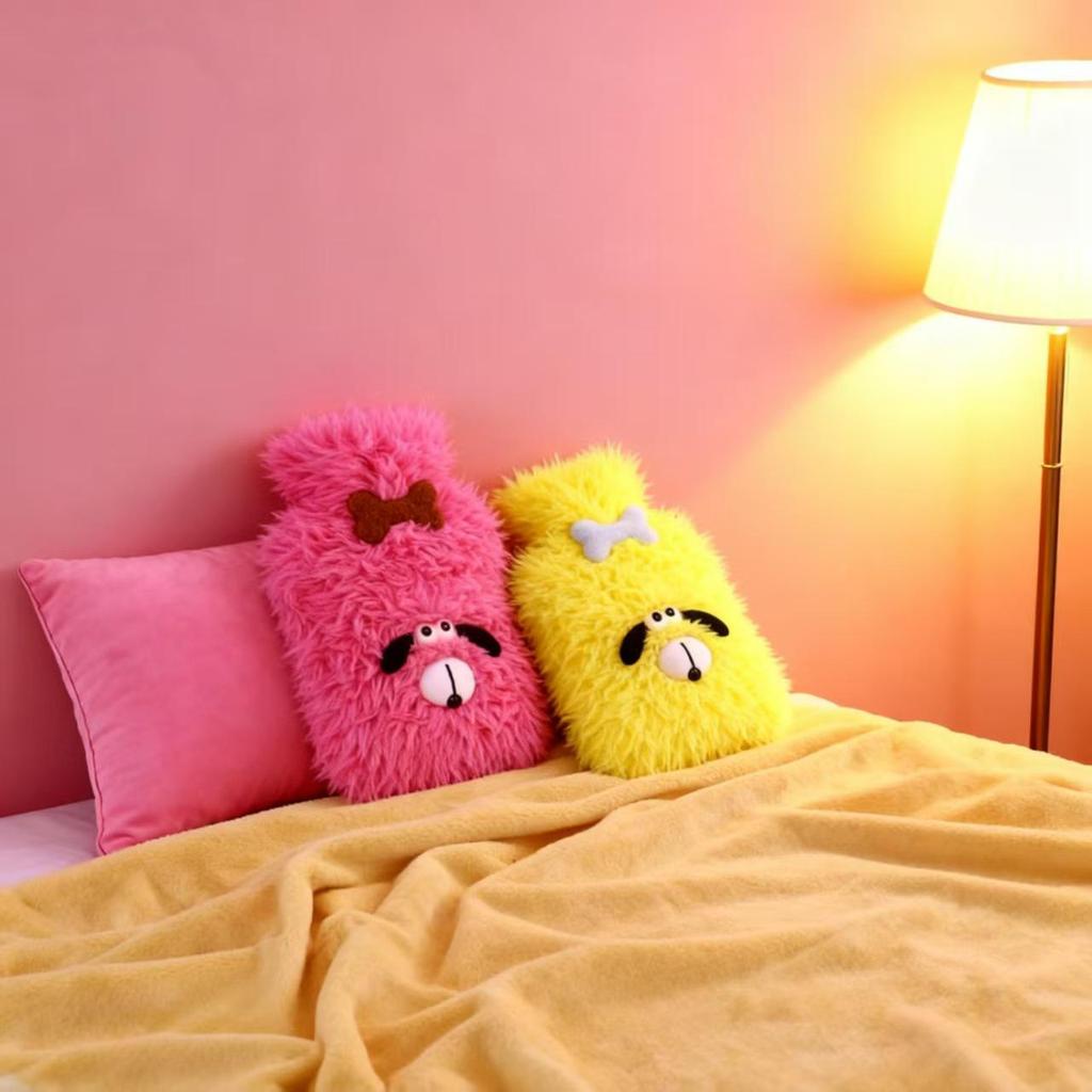 Cute Cartoon Monster PVC Hot Water Bag for Abdomen and Bed, Explosion-Proof