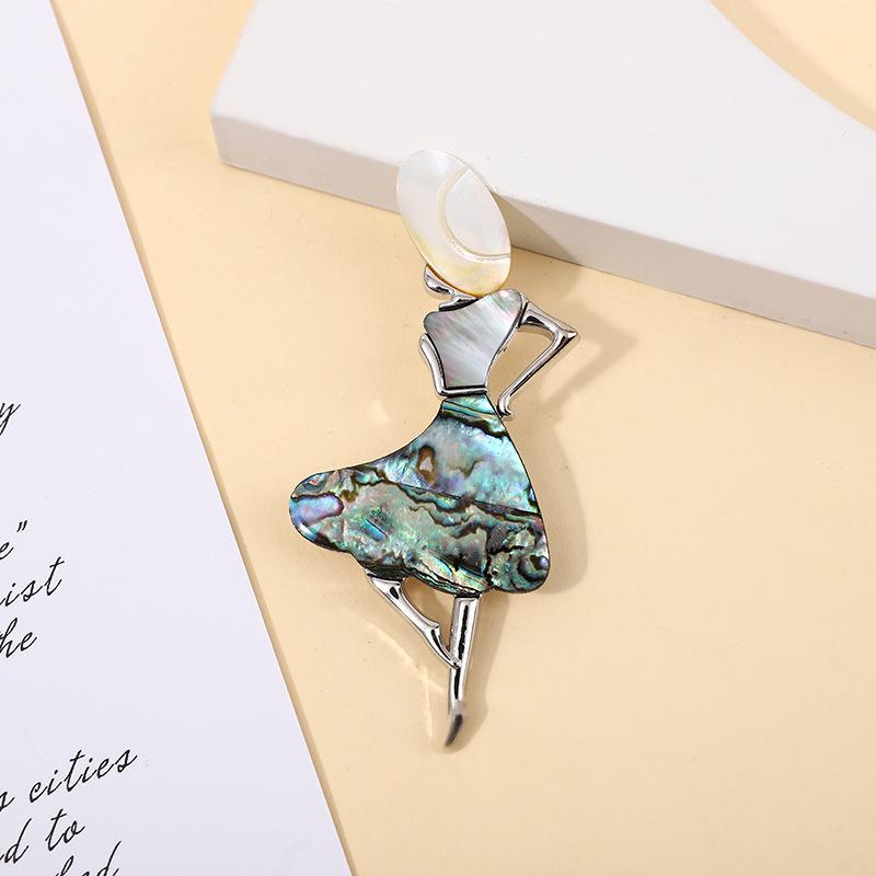 European & American Little Girl Abalone & White Shell Black-Lipped Pearl Oyster Brooch Pendant
