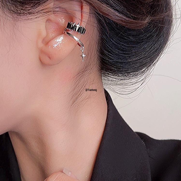 Sleek Black Zircon Star Ear Clip: No-Piercing Style for Women & Trendy Men's Accessory