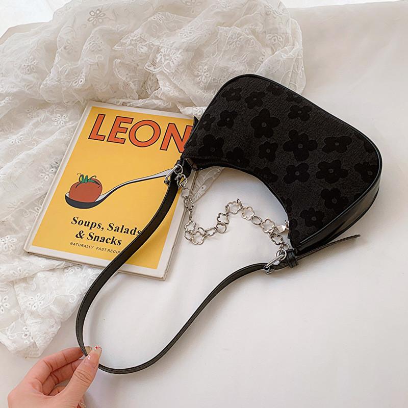 Trendy Street Style 2023 Summer Casual Commuter Underarm Bag With Zipper Closure