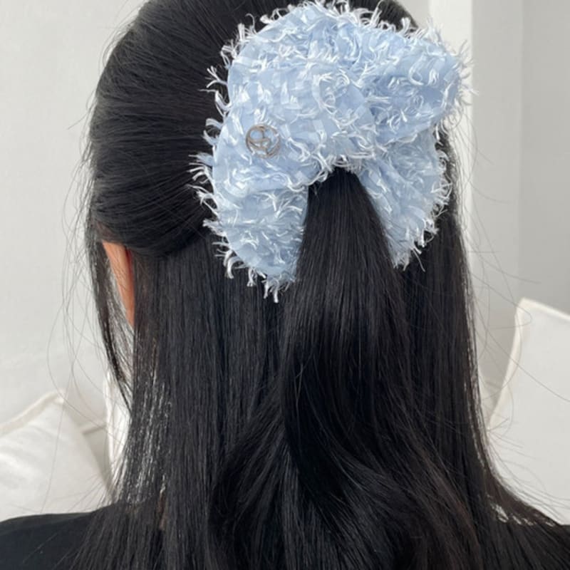 38comeoncommon Fjädersymbol Scrunchie (Himmelsblå)