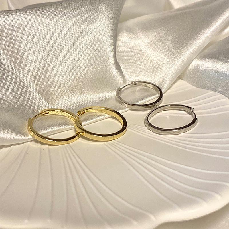 2025 Niche Design Feminine French Hoop Earrings - Plain Studs & Ear Clips
