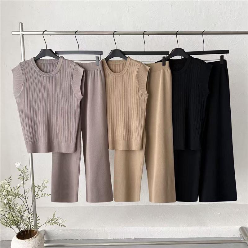 

Women s Spring/Summer 2026 Knit Two-Piece Set: Wide-Leg Pants & Loose Sleeveless Outerwear One Size чорний
