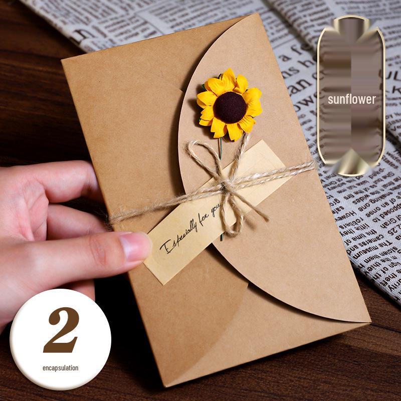 Handcrafted Retro Kraft Dried Flower Greeting Card for Birthdays & Father's Day