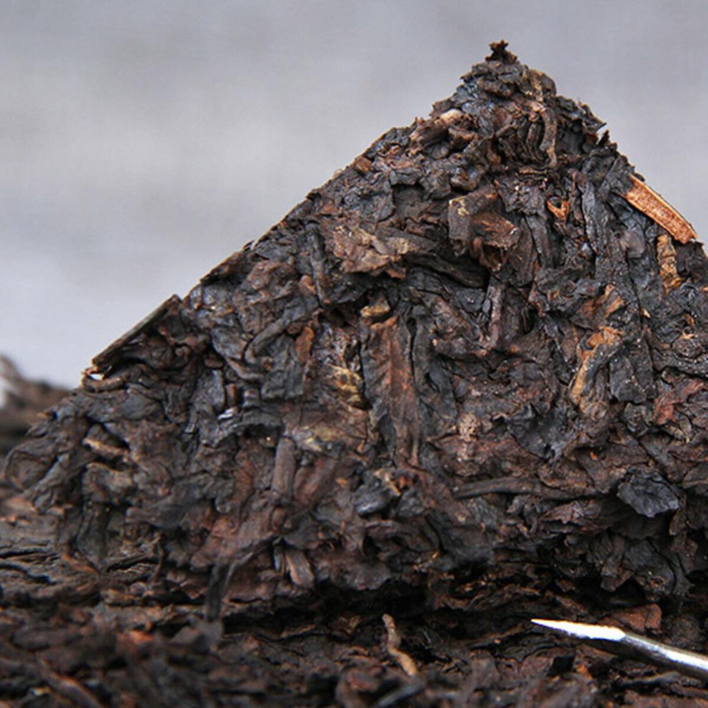 Puerh-Tee, reifer Ziegeltee, schwarzer Tee, isländischer alter Baum, Yunnan-Puer-Ziegeltee