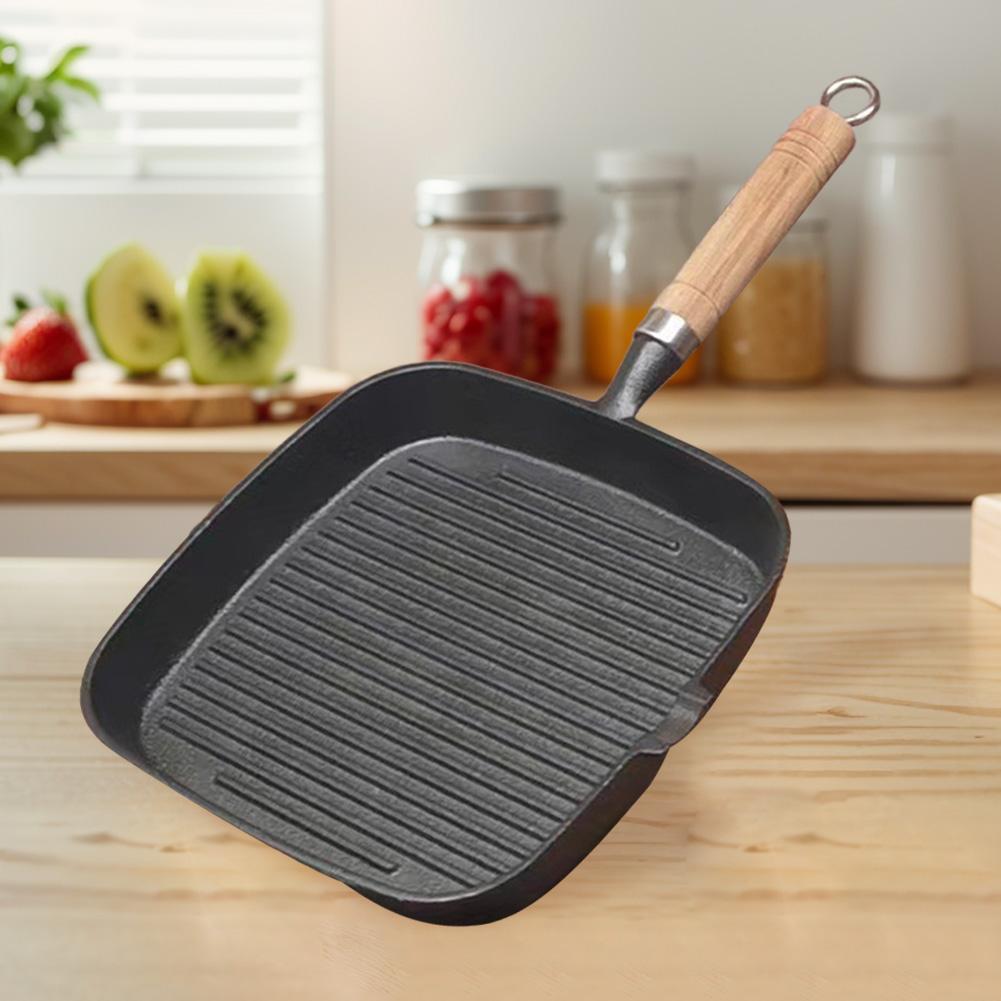 Iron Skillet Steak Pan with Wooden Handle Uncoated Non-stick Frying Pan Steak Frying Pot Camping Indoor and Outdoor Use