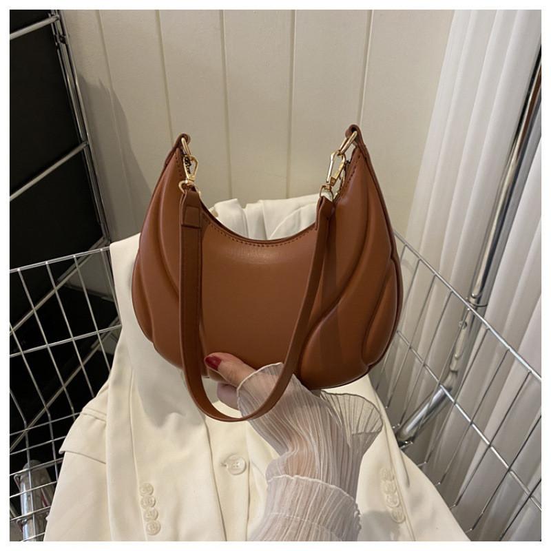 Simple Solid Color Croissant Shaped Women Casual Shoulder Bag For Daily Use