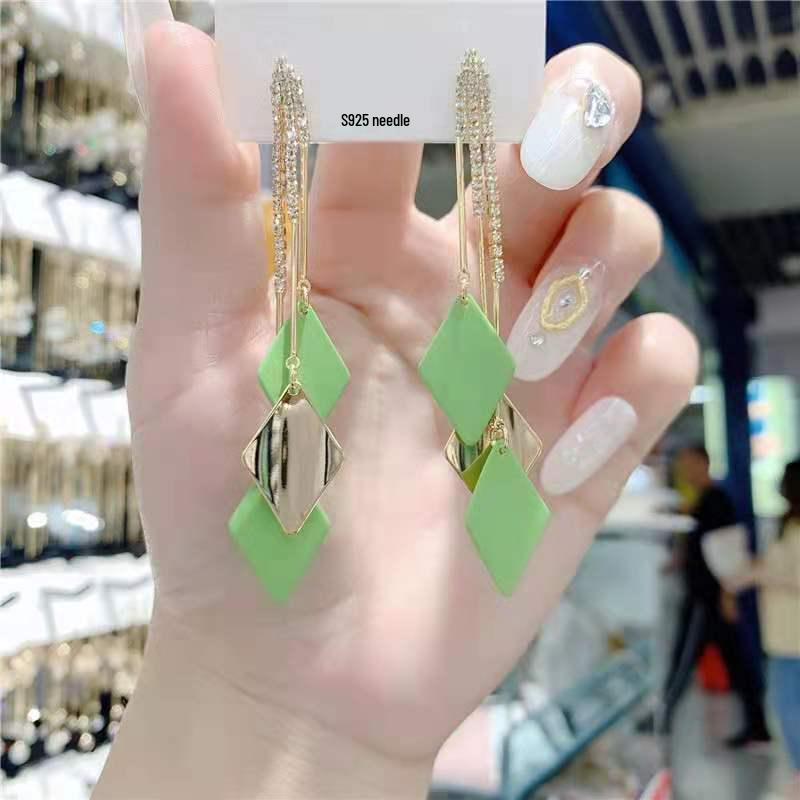 2025 Retro Blume Perle Quaste Ohrringe - Elegante Damen Luxus Hängeohrringe