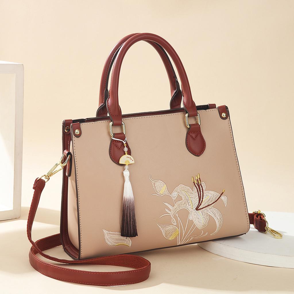 Lady mother handbag messenger 2025 new high-end Chinese style embroidery middle-aged wedding bag large capacity