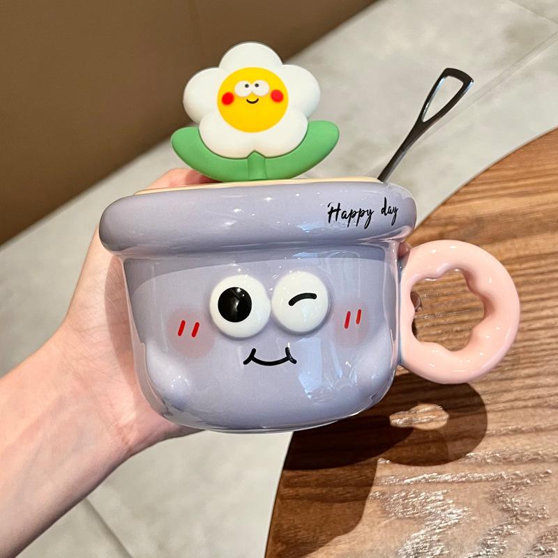 Birthday Gifts for Girls, Cute Flower-shaped Ceramic Mugs, High-value Drinking Cups with Lids and Spoons As Gifts
