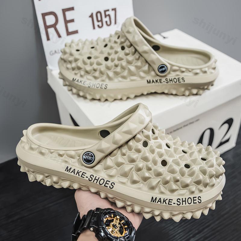 Fashion Men Shoes 2025 Summer Thick Bottom Beach Sandals Solid Color Outdoor Non Slip Casual Slippers Clogs Garden Men Slippers