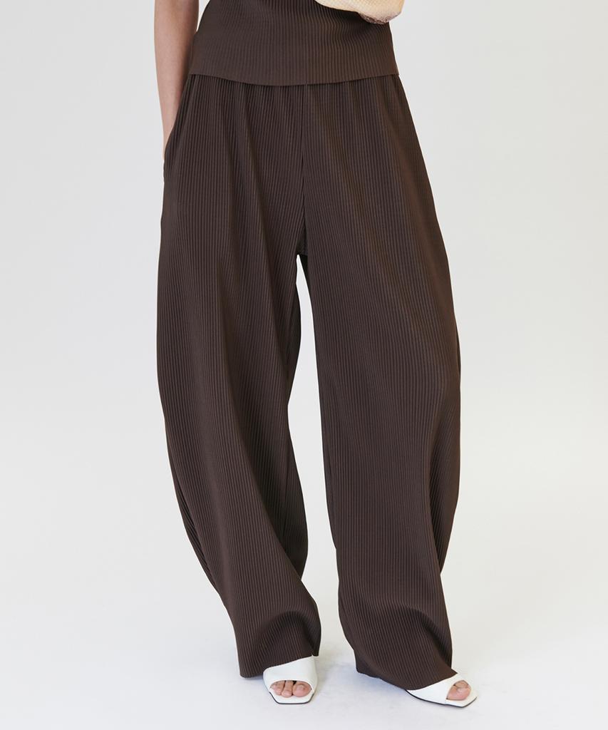 Peulojegteuweibeu Pleated Round Banding Pants [Brown]