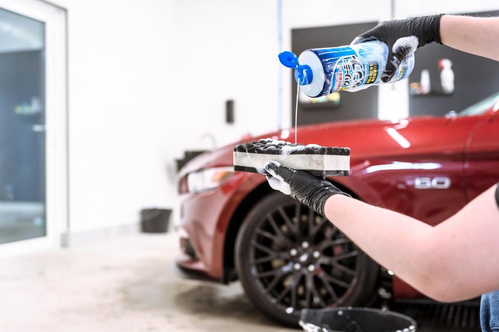 SOFT99 Auto Cremig zum Reinigen von Auto und anderen Außenbereichen 04280 Shampoo, Schnellspülung, Shampoo, 1000ml, Karosserien, Reifen, Oberflächen,